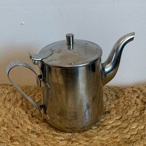 Stainless Steel Tea/Coffee Pot - Polished Silver Finish